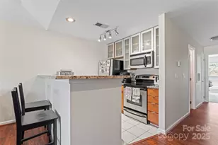 529 N Graham St, Charlotte, NC 28202 - Photo 6