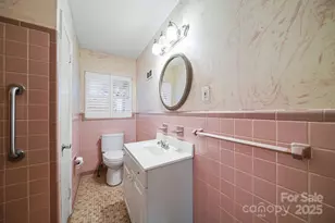 7526 Candis Dr, Charlotte, NC 28212 - Photo 24