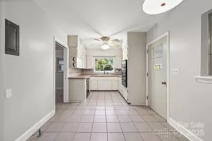 7526 Candis Dr, Charlotte, NC 28212 - Photo 8