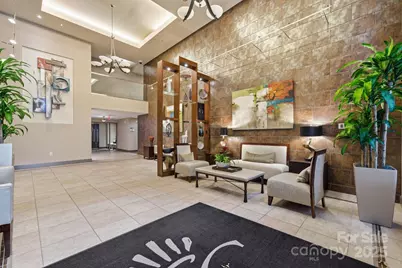 701 Royal Court #309, Charlotte, NC 28202 - Photo 2