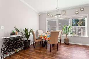 14422 Lake Crossing Dr, Charlotte, NC 28278 - Photo 6