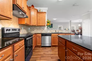 14422 Lake Crossing Dr, Charlotte, NC 28278 - Photo 4