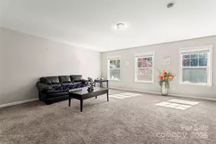 14422 Lake Crossing Dr, Charlotte, NC 28278 - Photo 8