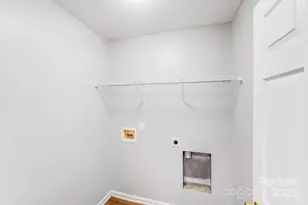 1626 Oakdale Green Dr, Charlotte, NC 28216 - Photo 16