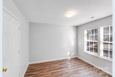 1626 Oakdale Green Drive, Charlotte, NC 28216 - Photo 14