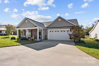 105 Morgan Trace Drive SW, Valdese, NC 28690 - Photo 2