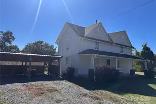 2417 Thurmond Rd, Thurmond, NC 28683 - Photo 14