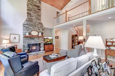 35 Country Wood Way, Horse Shoe, NC 28742 - Photo 8