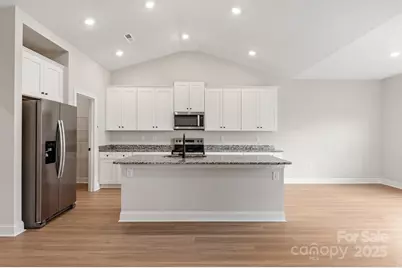 4032 Bolo Drive, Charlotte, NC 28215 - Photo 6