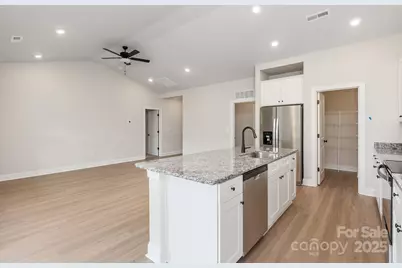 4032 Bolo Drive, Charlotte, NC 28215 - Photo 10