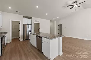 4025 Bolo Dr, Charlotte, NC 28215 - Photo 12