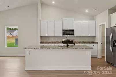 4025 Bolo Drive, Charlotte, NC 28215 - Photo 8