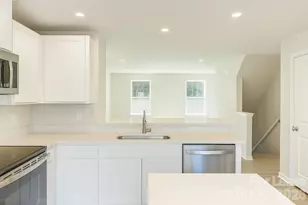 8025 District Dr, Charlotte, NC 28213 - Photo 4