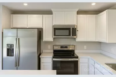 8025 District Drive, Charlotte, NC 28213 - Photo 2