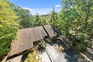 404 Water Oak Ln, Hendersonville, NC 28791 - Photo 20