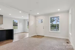39 Cherokee Rd, Asheville, NC 28806 - Photo 6