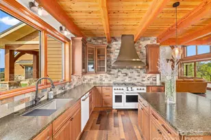 946 Ridge Rd, Green Mountain, NC 28740 - Photo 18