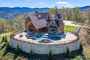 946 Ridge Rd, Green Mountain, NC 28740 - Photo 10