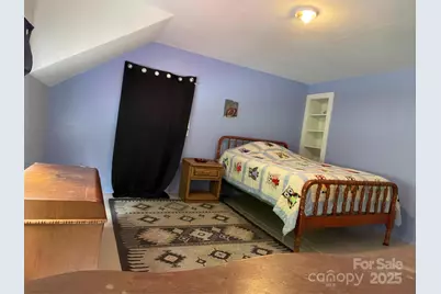 37 S US 19E Highway, Newland, NC 28657 - Photo 8