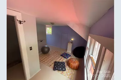 37 S US 19E Highway, Newland, NC 28657 - Photo 10