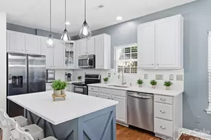 229 Pleasant Grove Ln, Mooresville, NC 28115 - Photo 1