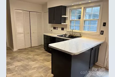 5324 Donnefield Drive, Charlotte, NC 28227 - Photo 14