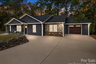 996 Cornelius Rd, Mooresville, NC 28117 - Photo 2