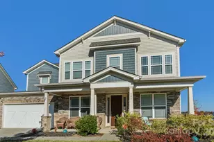 483 Hunton Forest Dr, Concord, NC 28027 - Photo 2