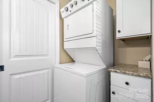 349 Taylorsville Beach Ct, Taylorsville, NC 28681 - Photo 24