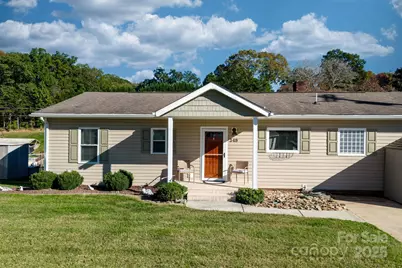 349 Taylorsville Beach Court, Taylorsville, NC 28681 - Photo 6