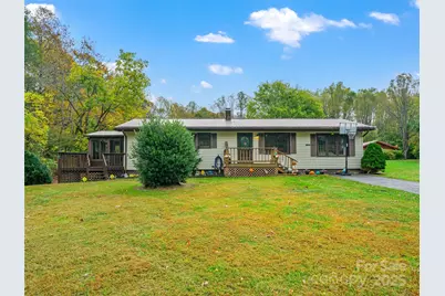 1030 Hughes Gap Road, Bakersville, NC 28705 - Photo 2