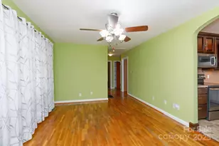 1213 Essex St, Gastonia, NC 28052 - Photo 4