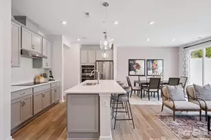 613 Webster Ln, Cramerton, NC 28032 - Photo 6