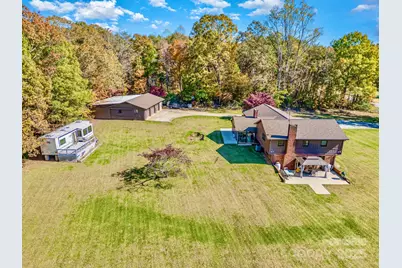 2844 Hickory Highway, Statesville, NC 28677 - Photo 2