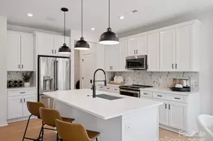 611 Webster Ln, Cramerton, NC 28032 - Photo 6