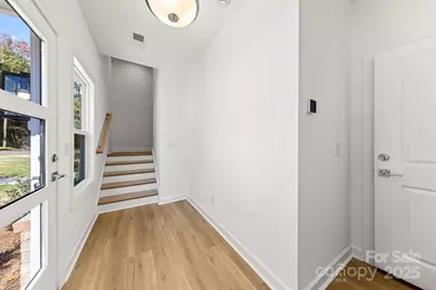 3936 Hager Drive, Charlotte, NC 28208 - Photo 4