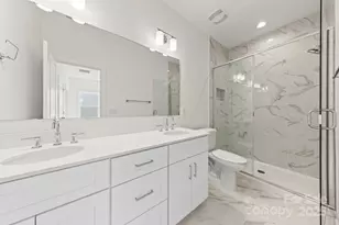 3936 Hager Dr, Charlotte, NC 28208 - Photo 22