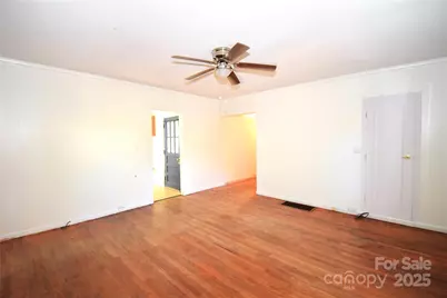 26 Dogwood Court, Asheville, NC 28805 - Photo 2