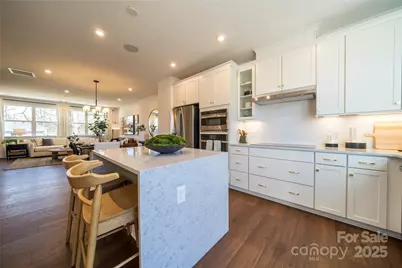 1442 Levy Way, Charlotte, NC 28205 - Photo 2