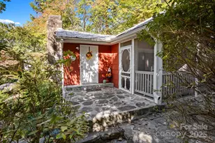 380 Main St, Chimney Rock, NC 28720 - Photo 18