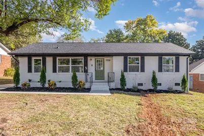 3208 Clearview Drive #8, Charlotte, NC 28216 - Photo 2