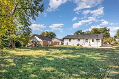 3208 Clearview Drive #8, Charlotte, NC 28216 - Photo 24