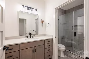 233 Broadway St, Asheville, NC 28801 - Photo 24