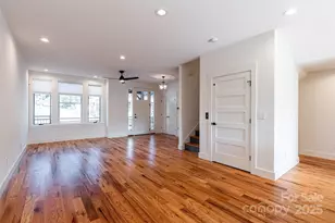 233 Broadway St, Asheville, NC 28801 - Photo 14