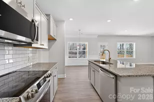 2911 Waterford Ln, Albemarle, NC 28001 - Photo 10