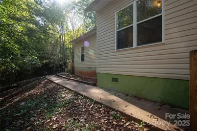 178 Levi Road, Columbus, NC 28722 - Photo 2