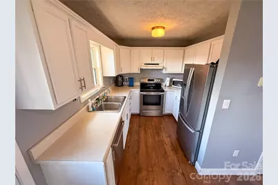 45 Pleasant Court, Flat Rock, NC 28731 - Photo 2