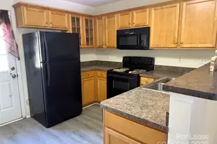 639 Fawnborough Ct, Rock Hill, SC 29732 - Photo 2