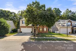 2032 Galty Ln, Charlotte, NC 28270 - Photo 2