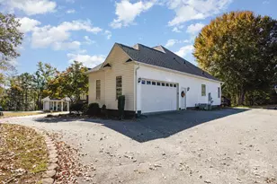 324 Old Hardin Rd, Dallas, NC 28034 - Photo 32